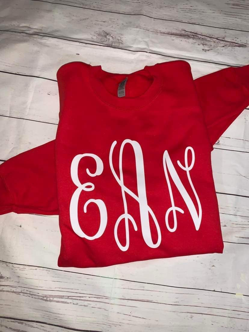 CURSIVE  MONOGRAM CREWNECK